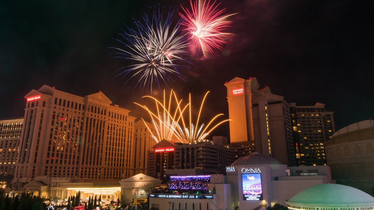 Vegas fireworks 4th July